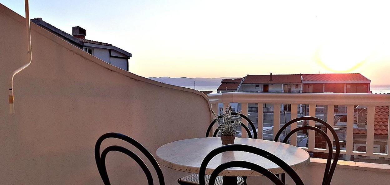 Apartments Villa Bonaca Baska Voda Ruang foto