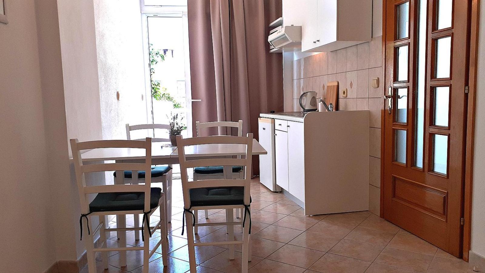 Apartments Villa Bonaca Baska Voda Ruang foto