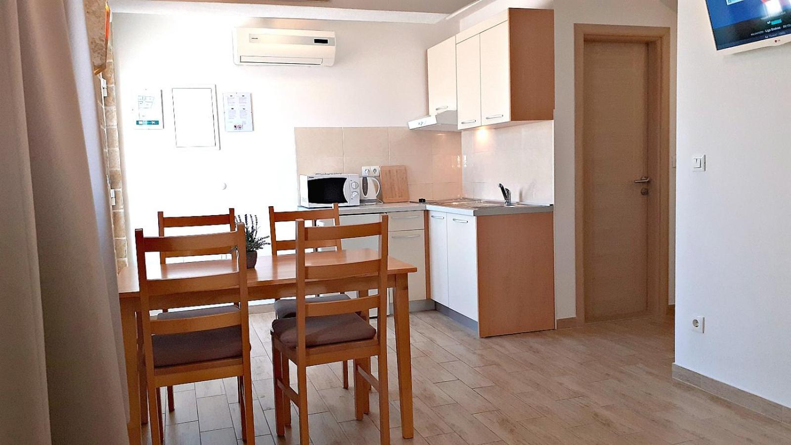 Apartments Villa Bonaca Baska Voda Ruang foto
